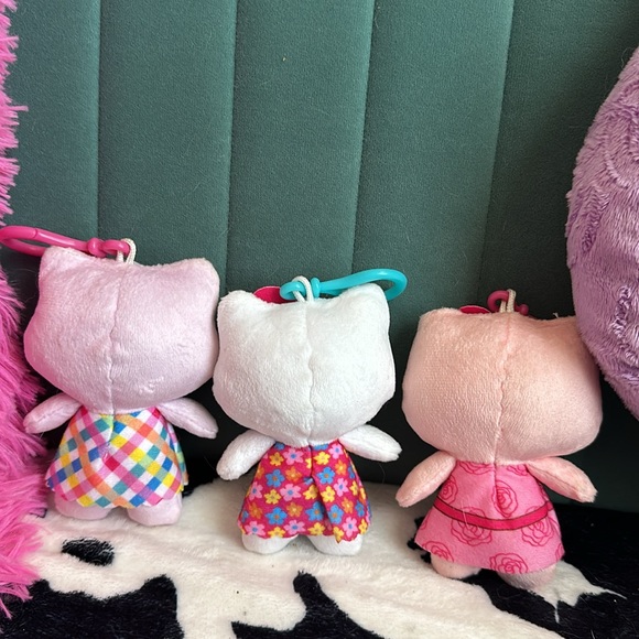 3 Hello Kitty Plush Keychains - Picture 2 of 2